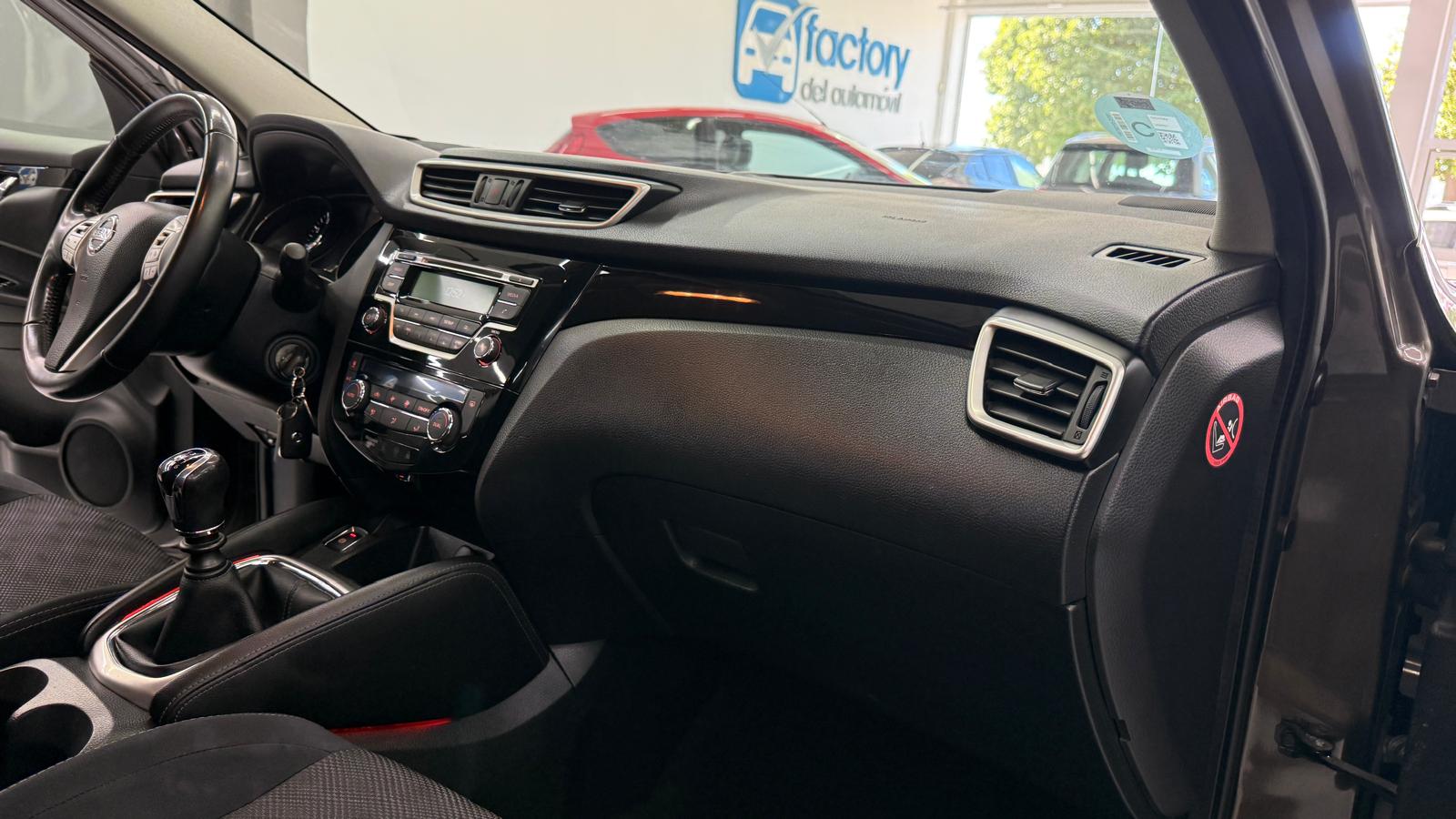 NISSAN QASHQAI 1.2i DIGT SS ACENTA 4X2