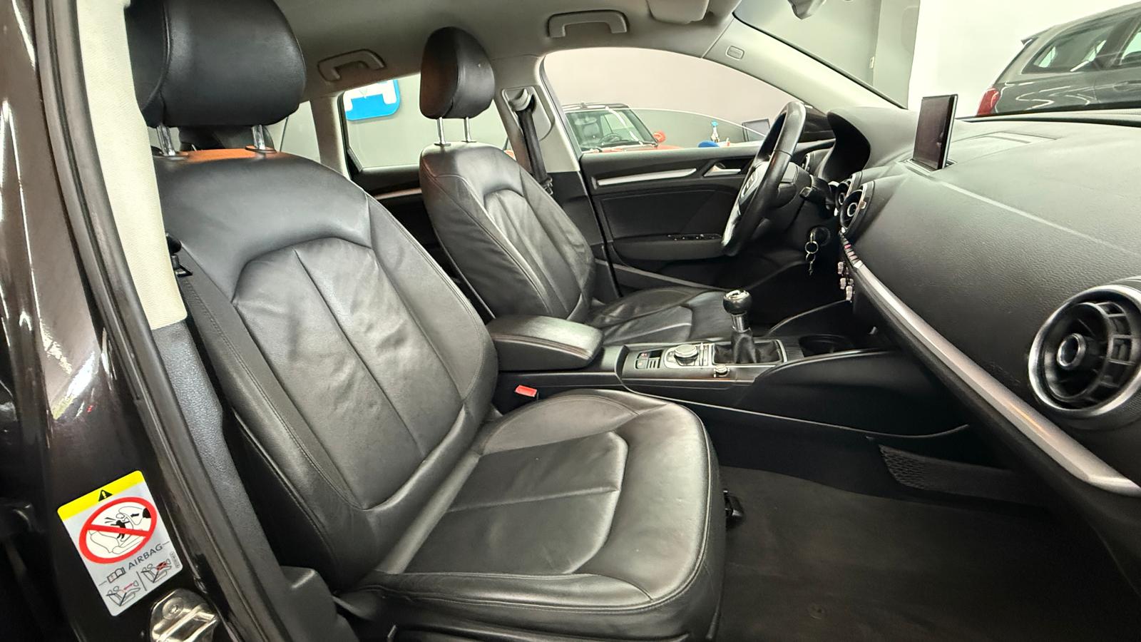 AUDI A3 Sportback 1.6 TDI 105cv Ambition