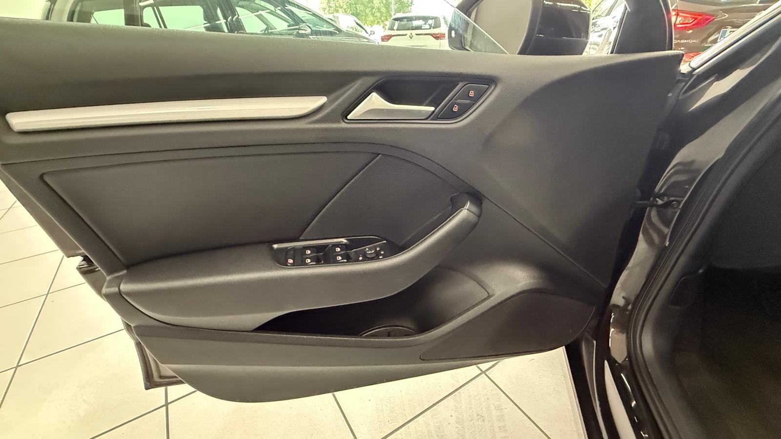 AUDI A3 Sportback 1.6 TDI 105cv Ambition