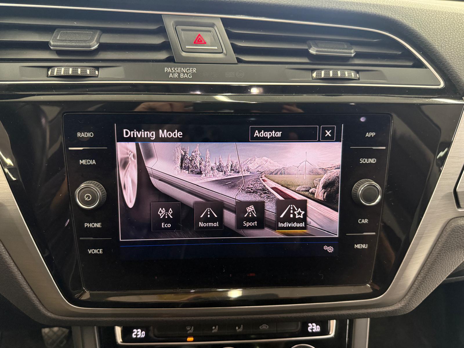 VOLKSWAGEN Touran Advance 2.0 TDI 150CV