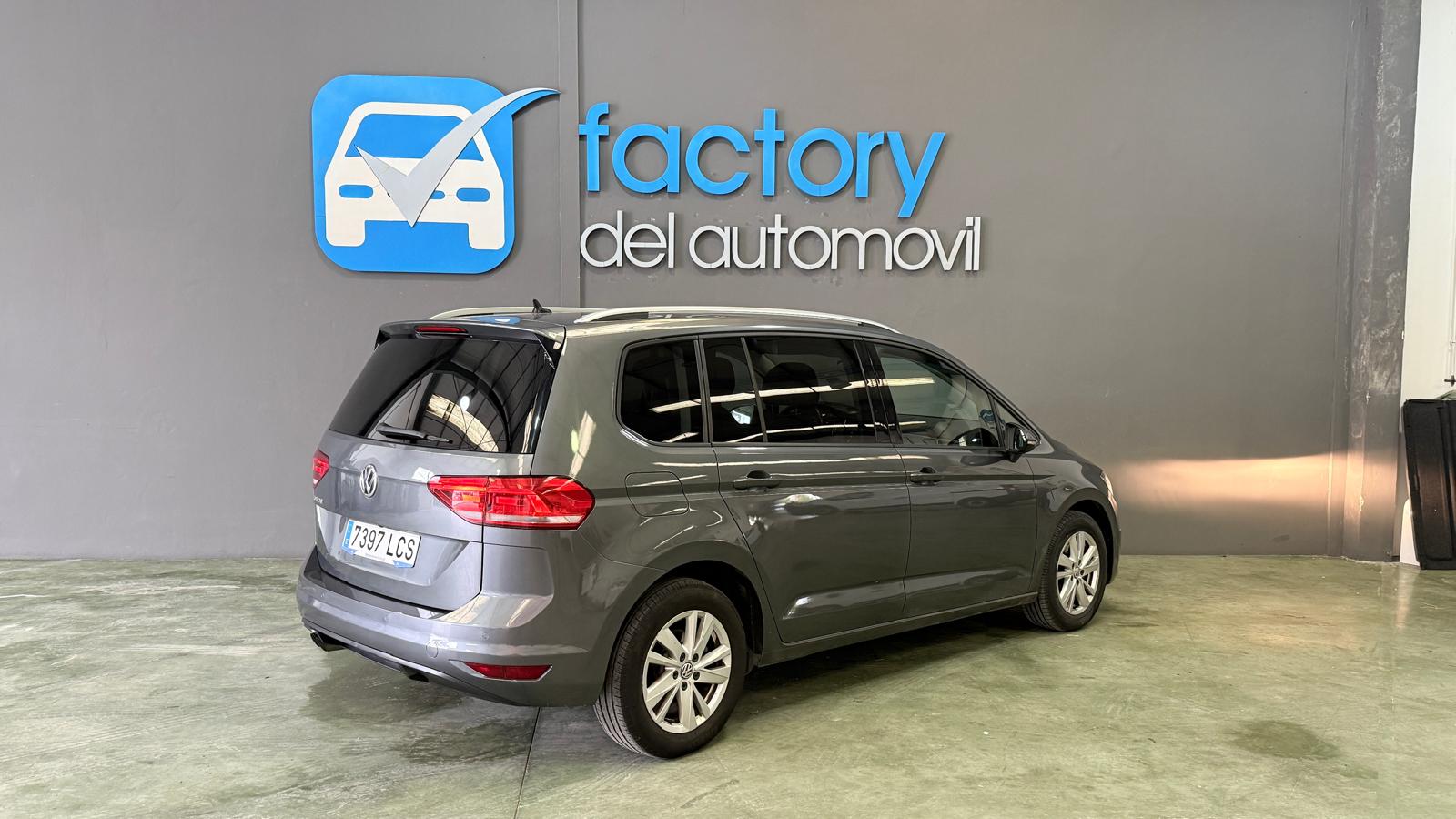 VOLKSWAGEN Touran Advance 2.0 TDI 150CV