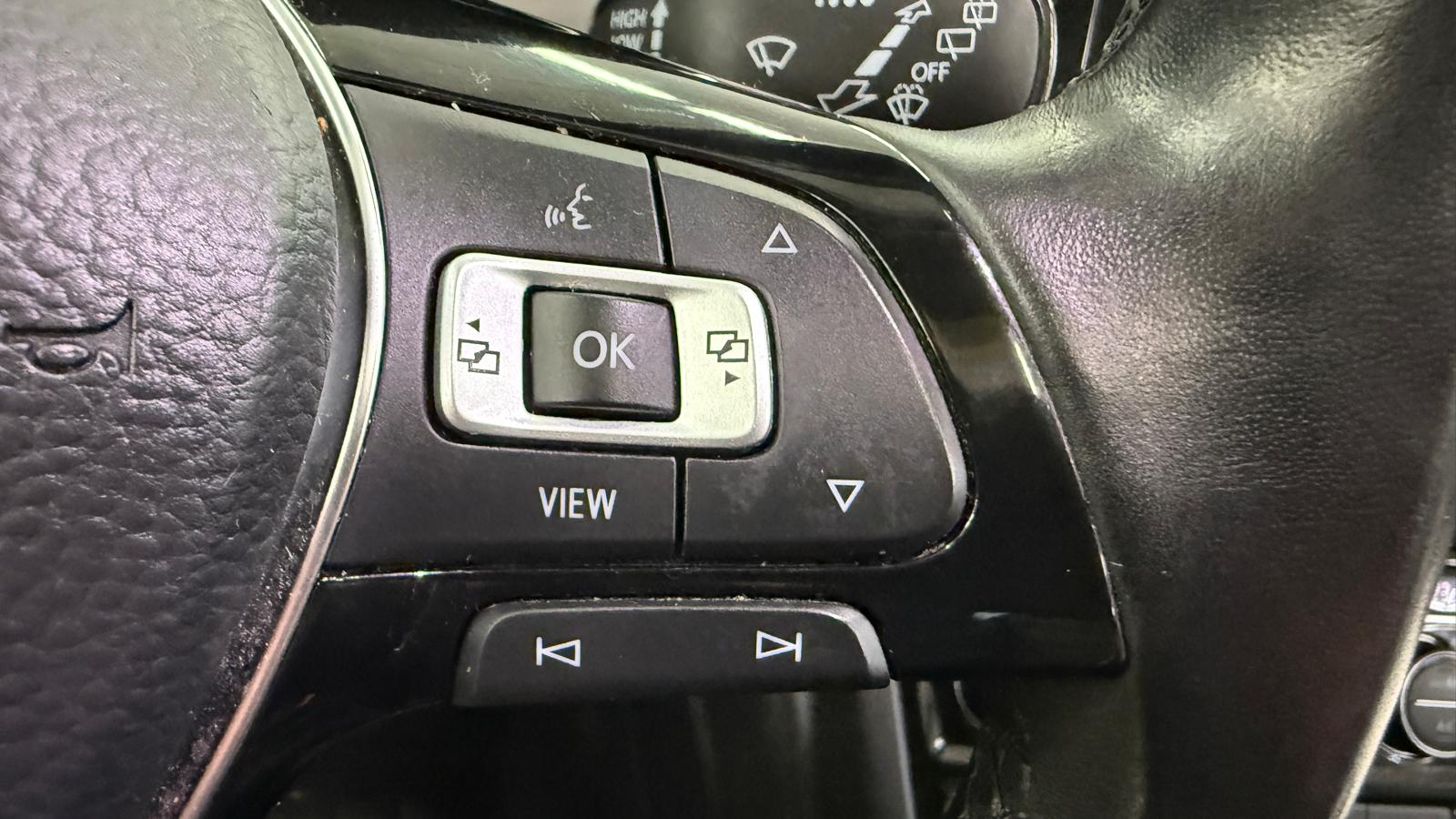 VOLKSWAGEN Touran Advance 2.0 TDI 150CV