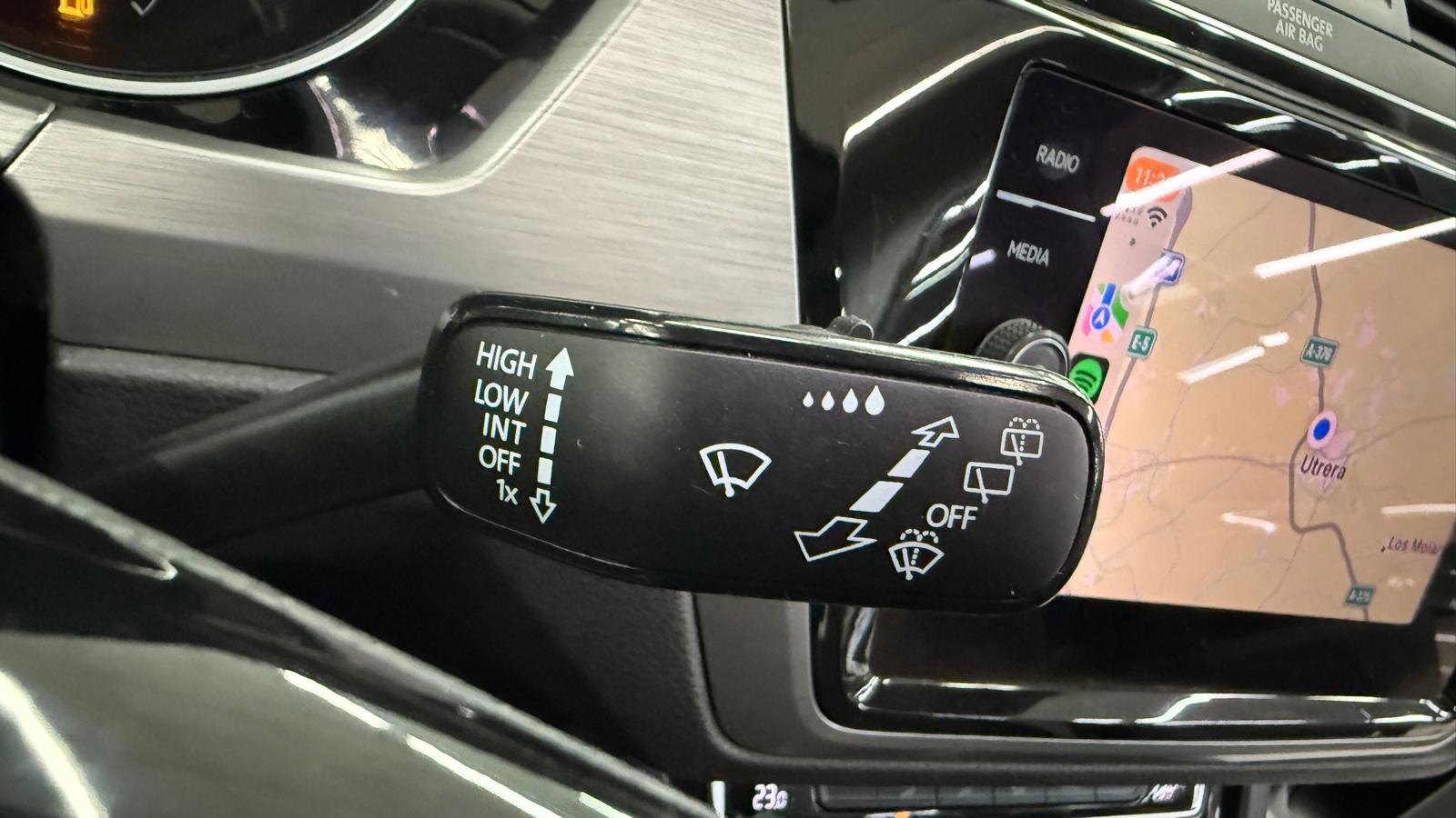 VOLKSWAGEN Touran Advance 2.0 TDI 150CV