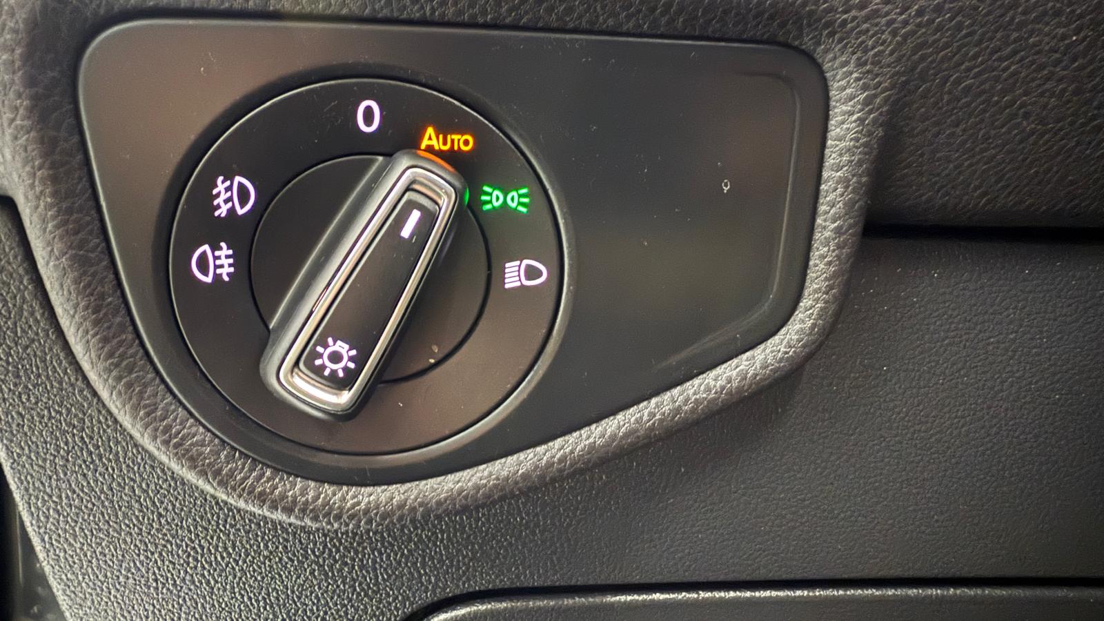 VOLKSWAGEN Touran Advance 2.0 TDI 150CV