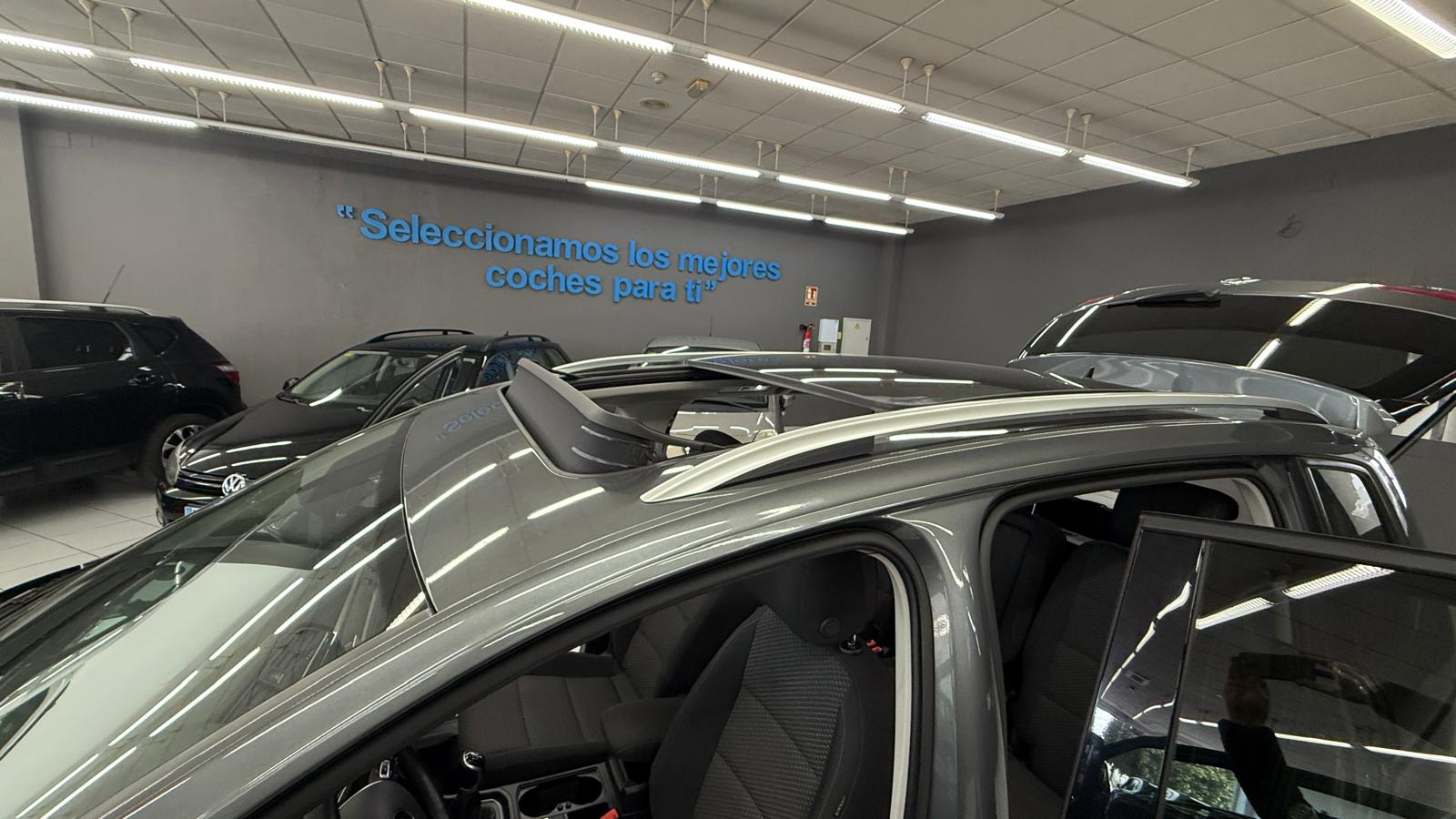 VOLKSWAGEN Touran Advance 2.0 TDI 150CV