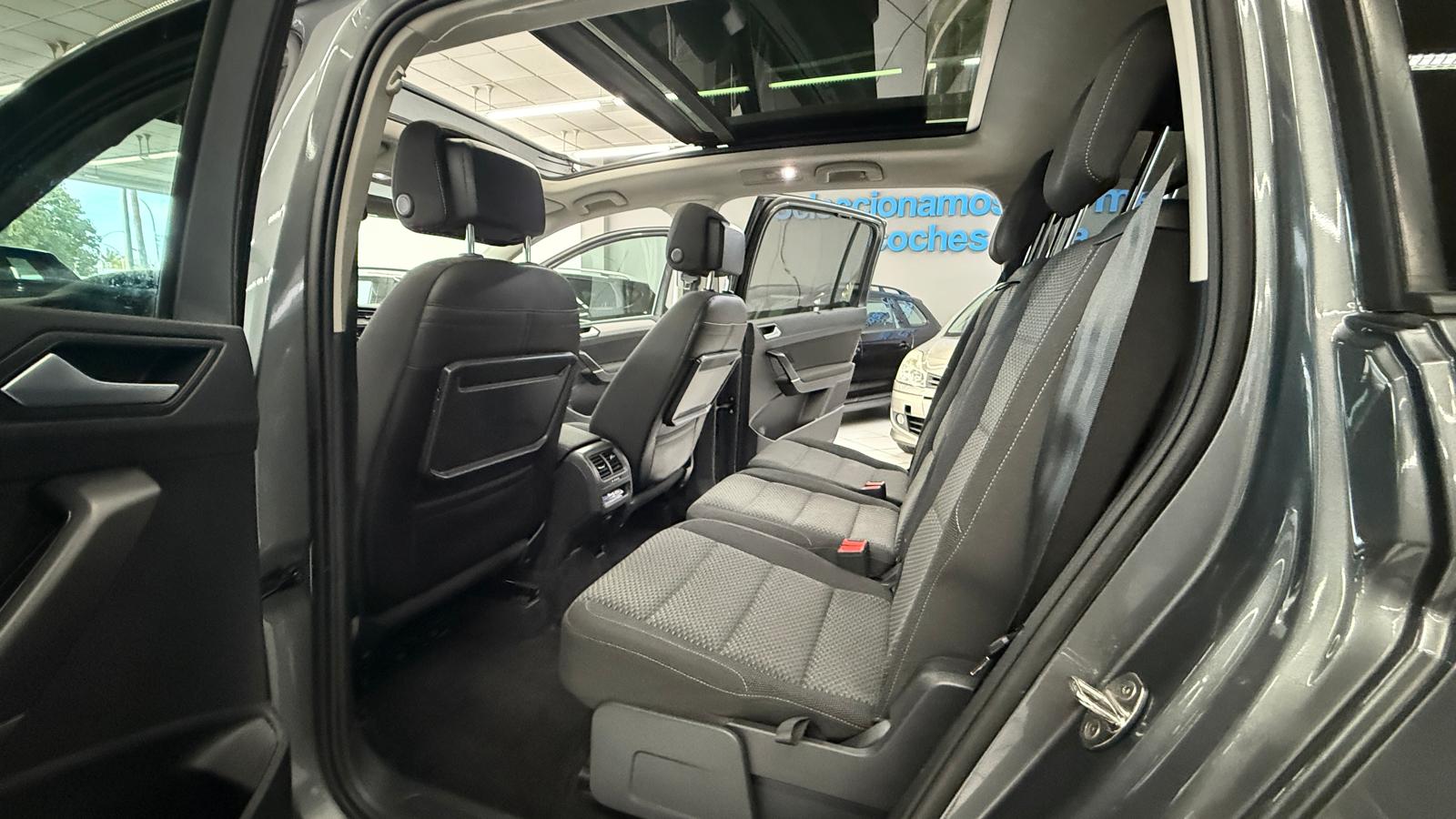 VOLKSWAGEN Touran Advance 2.0 TDI 150CV