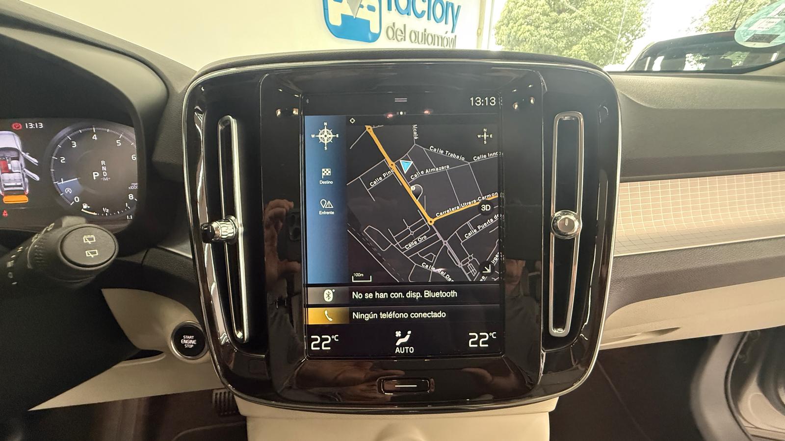 VOLVO XC40 1.5 T3 Momentum Pro Auto