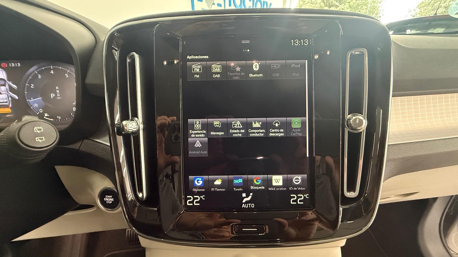 VOLVO XC40 1.5 T3 Momentum Pro Auto