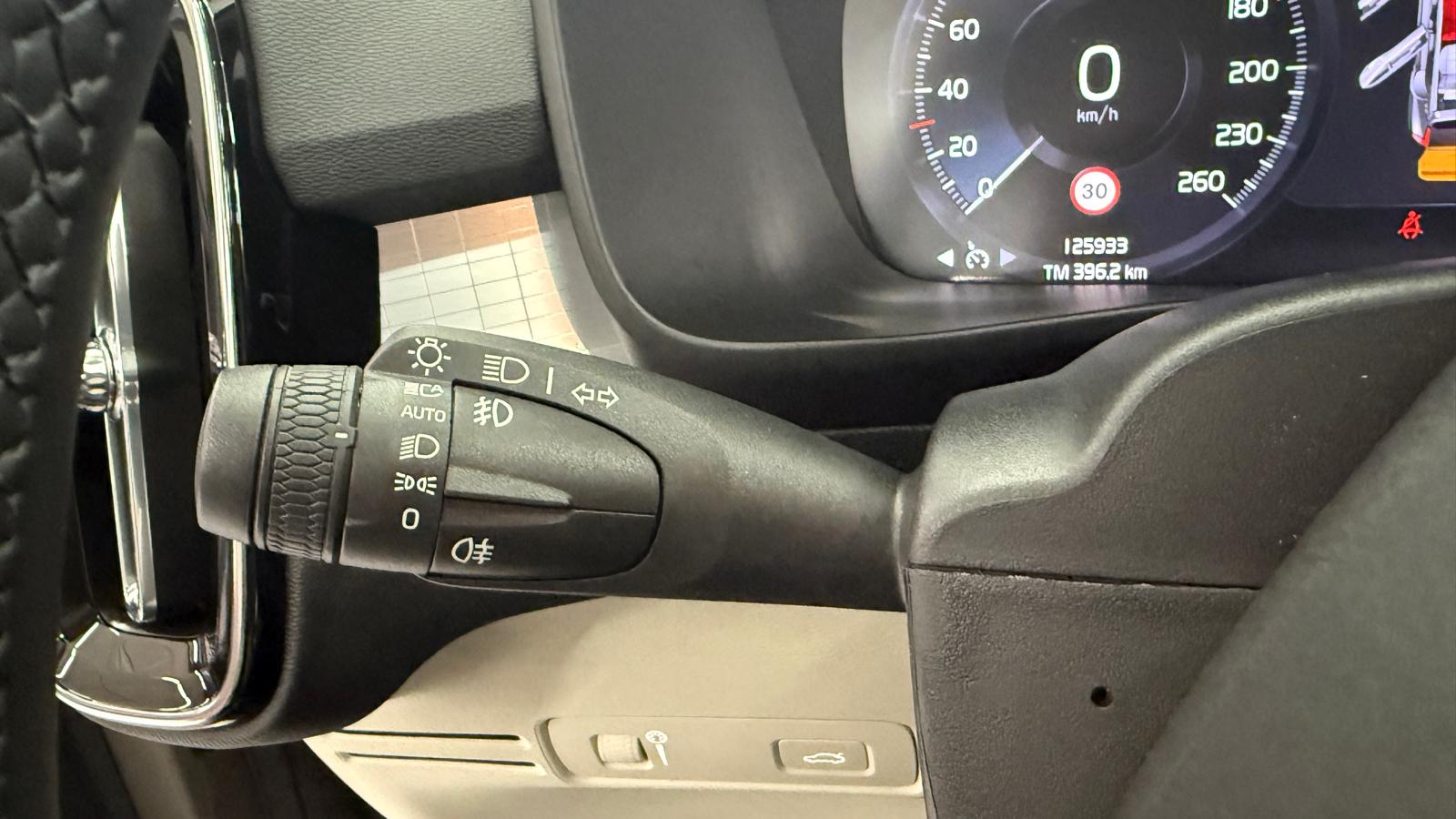 VOLVO XC40 1.5 T3 Momentum Pro Auto