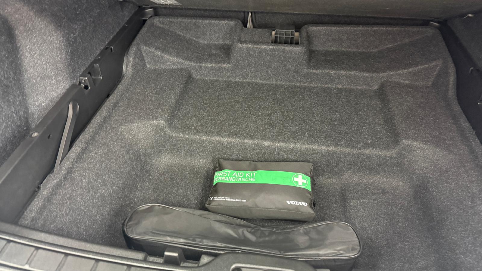 VOLVO XC40 1.5 T3 Momentum Pro Auto