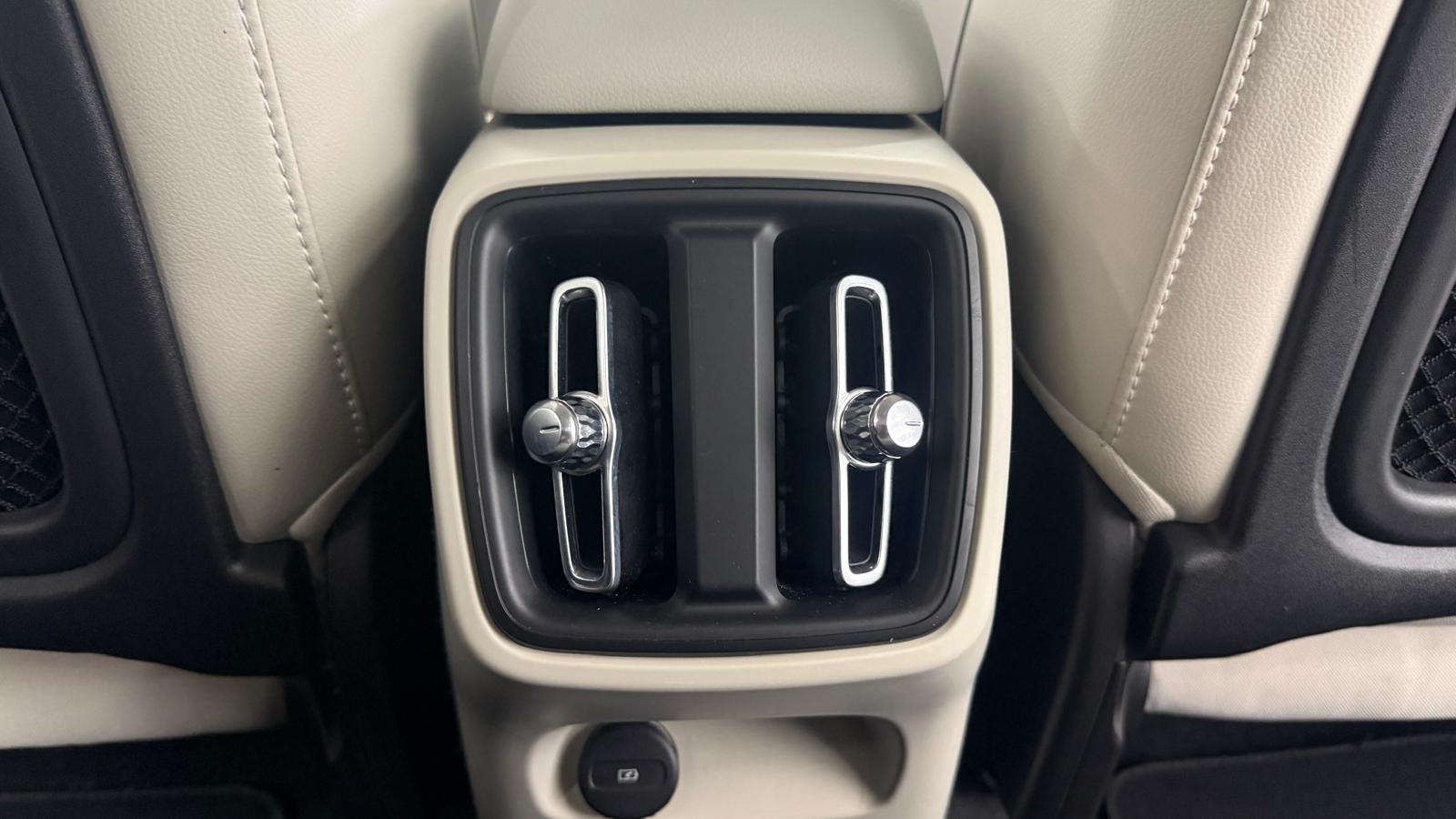 VOLVO XC40 1.5 T3 Momentum Pro Auto