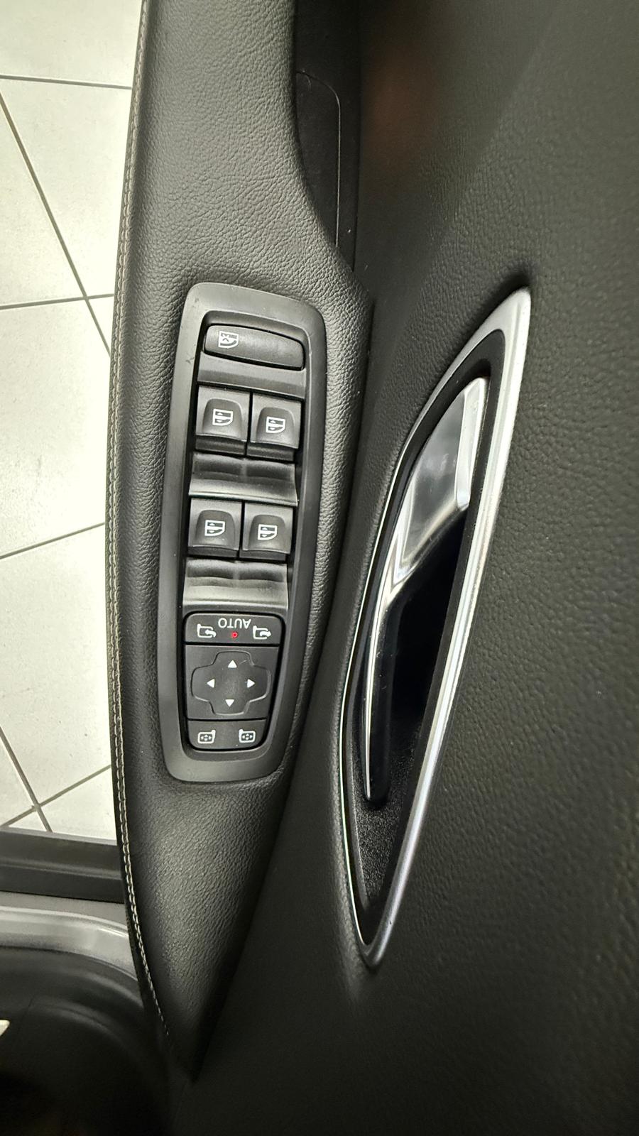 RENAULT Grand Scenic ZEN 1.5 dCi 100CV EDC