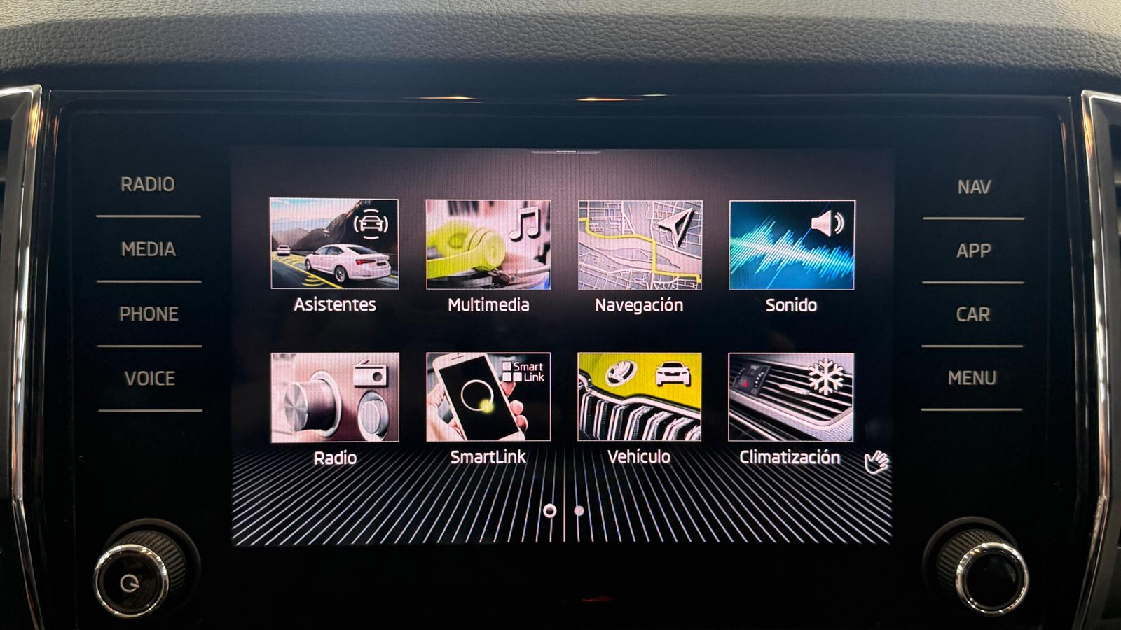 SKODA Karoq 2.0 TDI 150CV DSG 4X4 Ambition