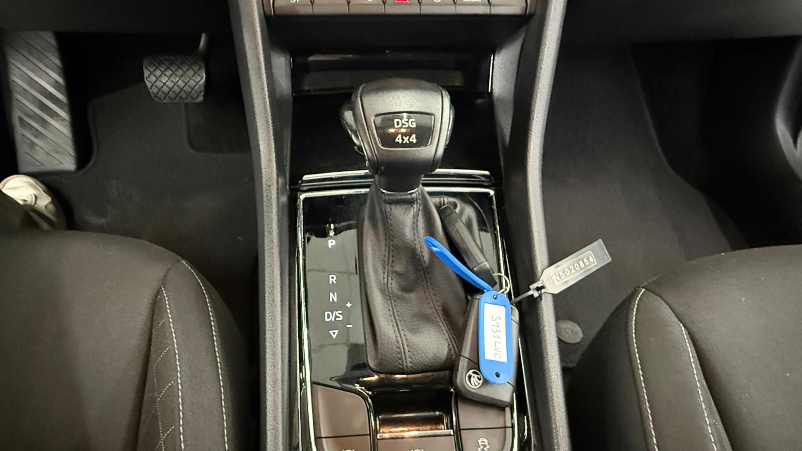 SKODA Karoq 2.0 TDI 150CV DSG 4X4 Ambition