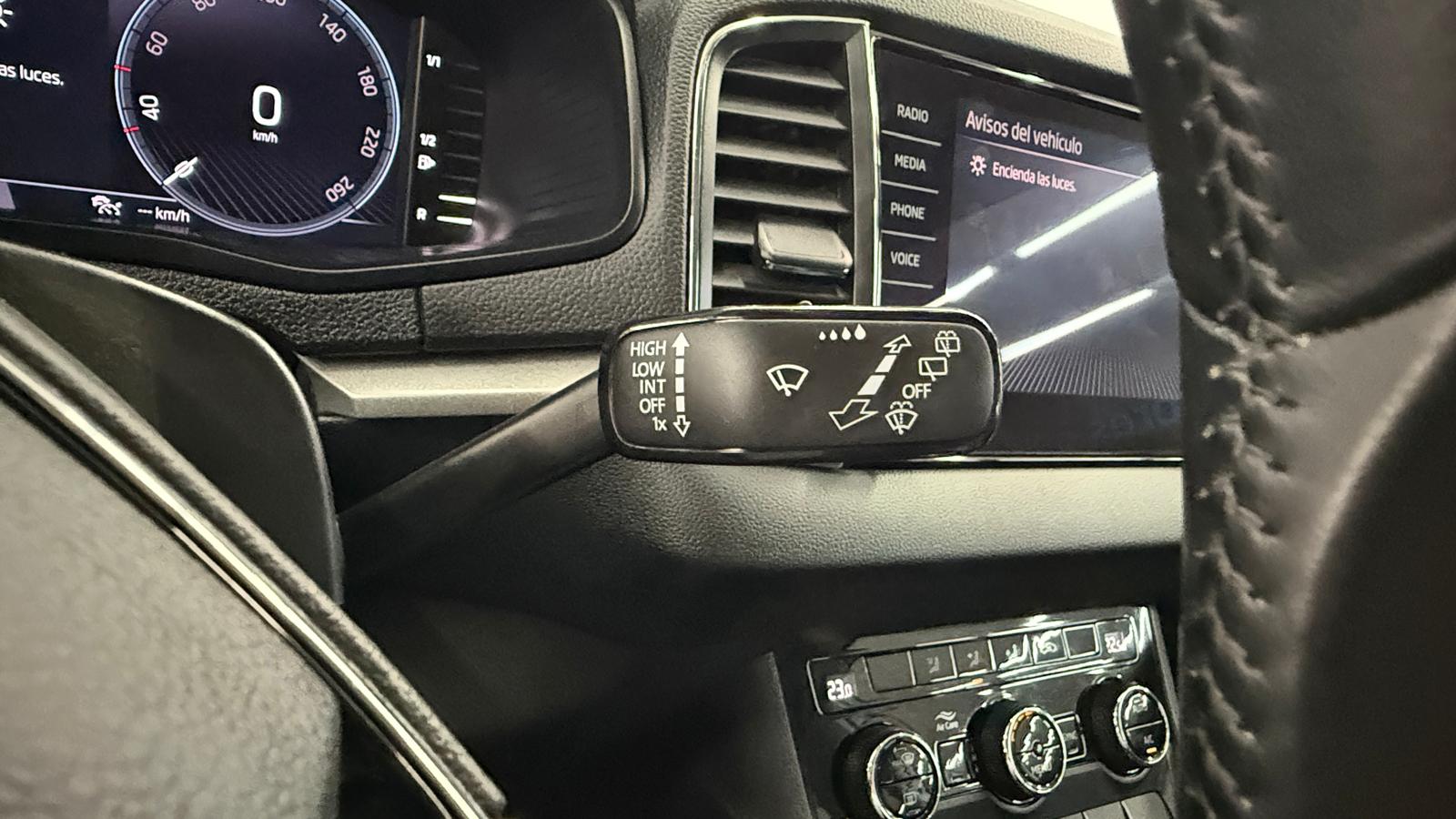 SKODA Karoq 2.0 TDI 150CV DSG 4X4 Ambition