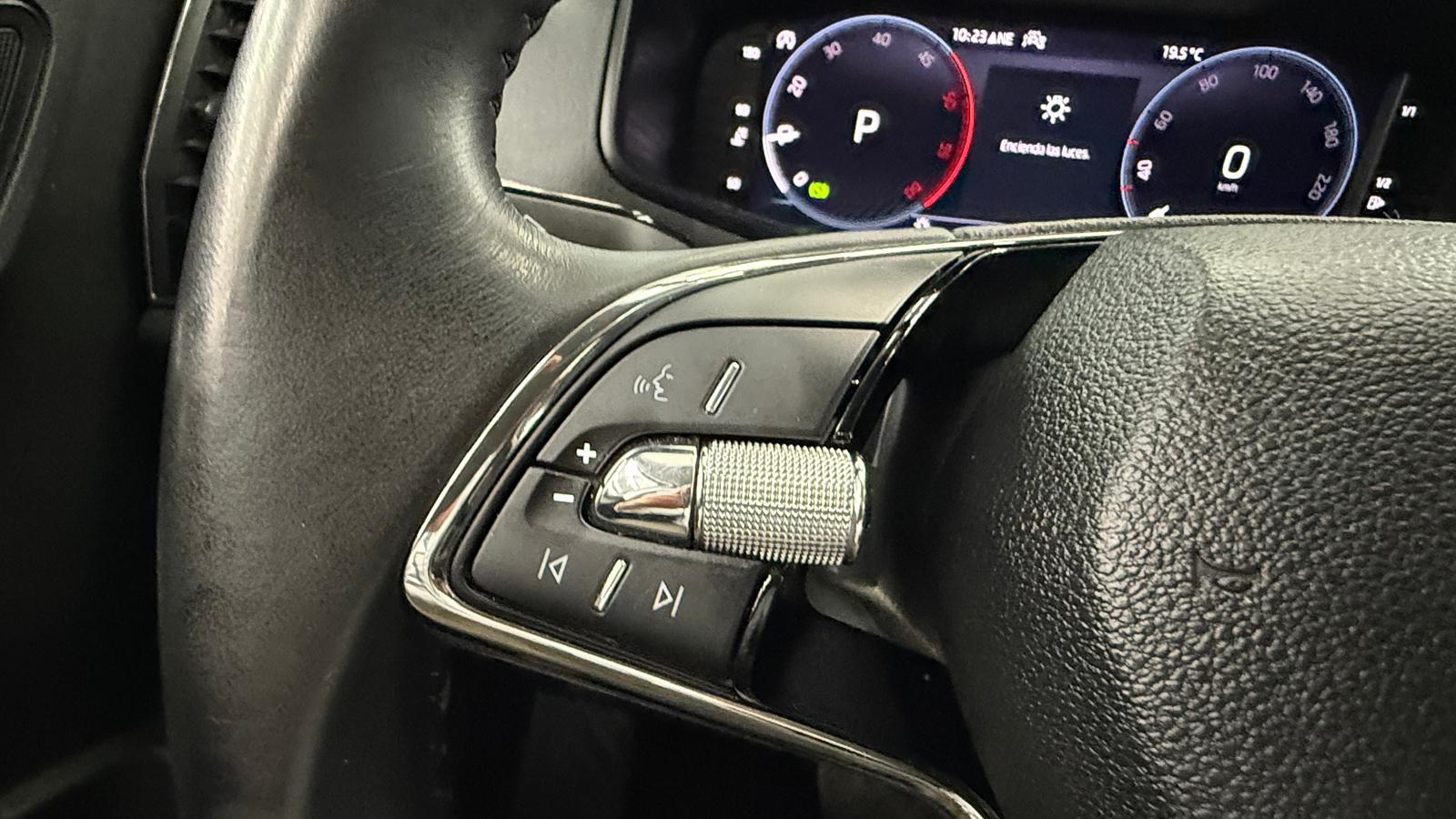 SKODA Karoq 2.0 TDI 150CV DSG 4X4 Ambition