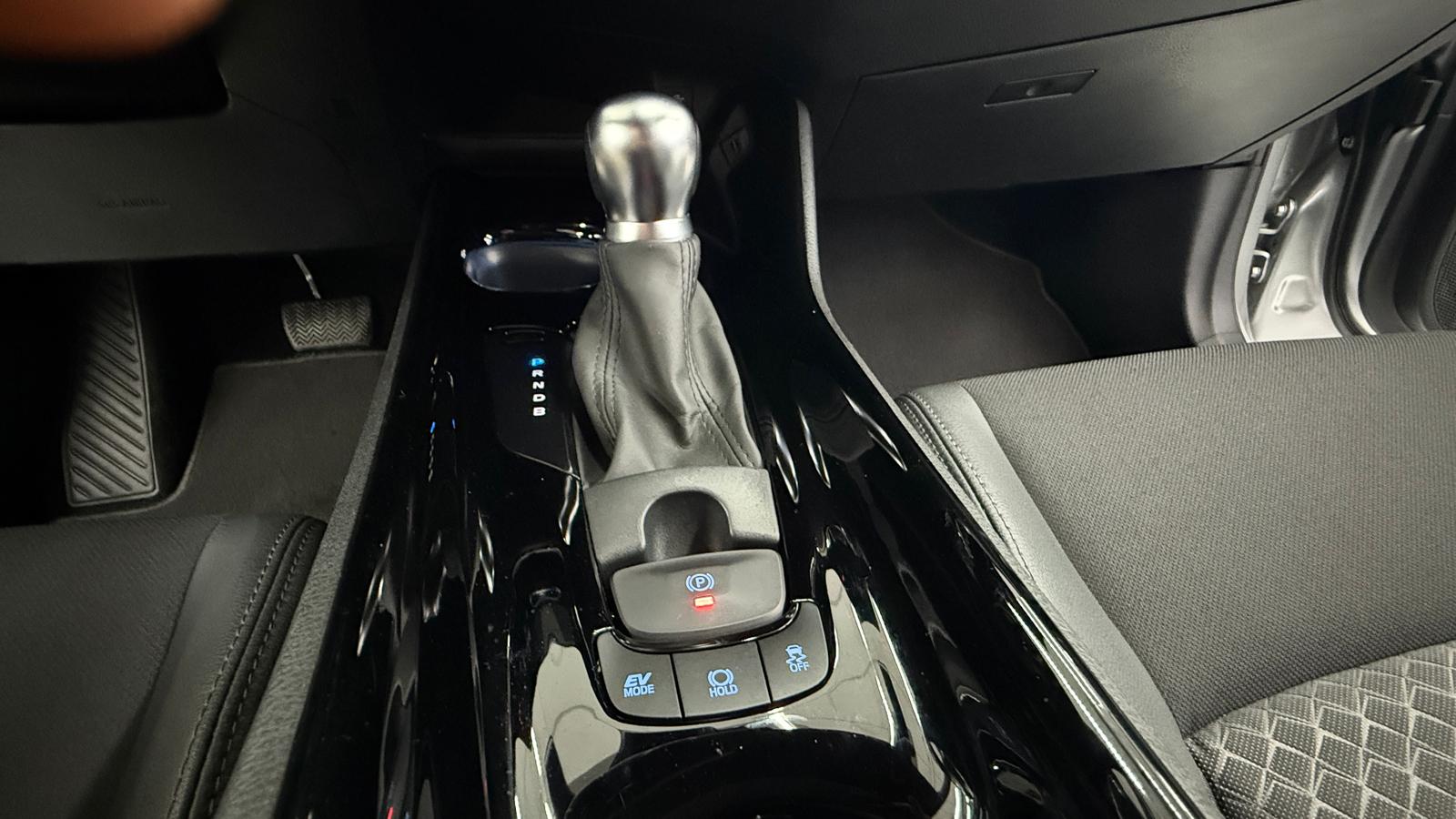 TOYOTA CHR 1.8 125H Advance