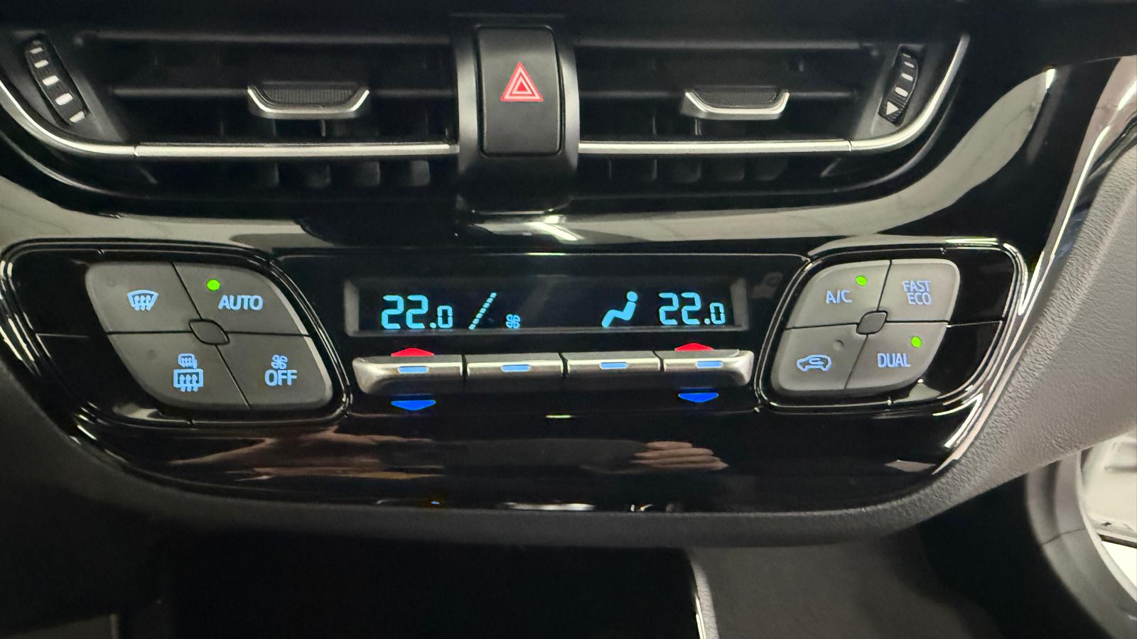 TOYOTA CHR 1.8 125H Advance