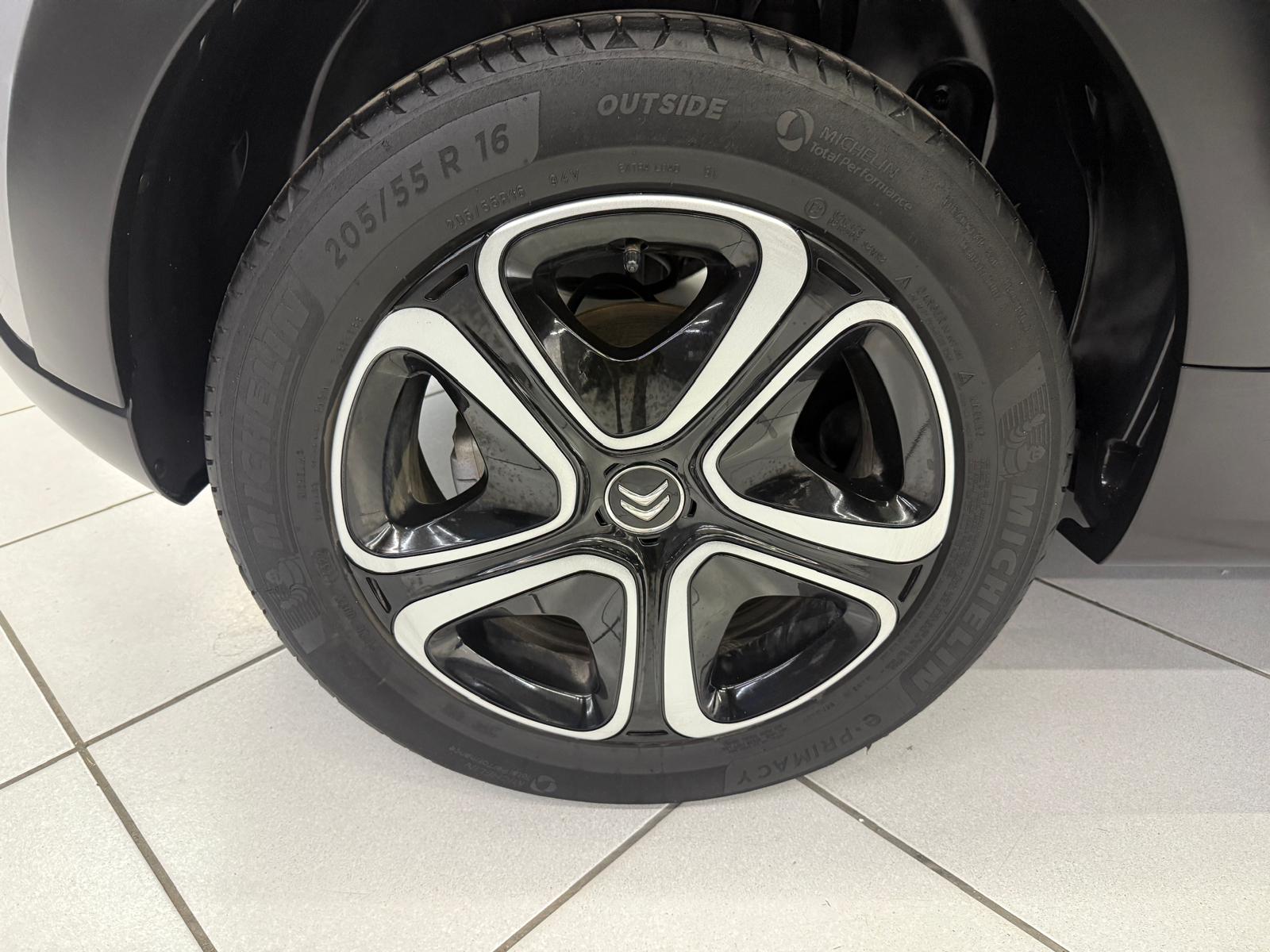 CITROEN C3 BlueHDi100CV SS SHINE