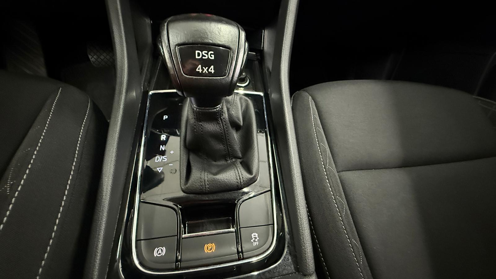 SKODA Karoq 2.0 TDI 150CV DSG 4X4 Ambition