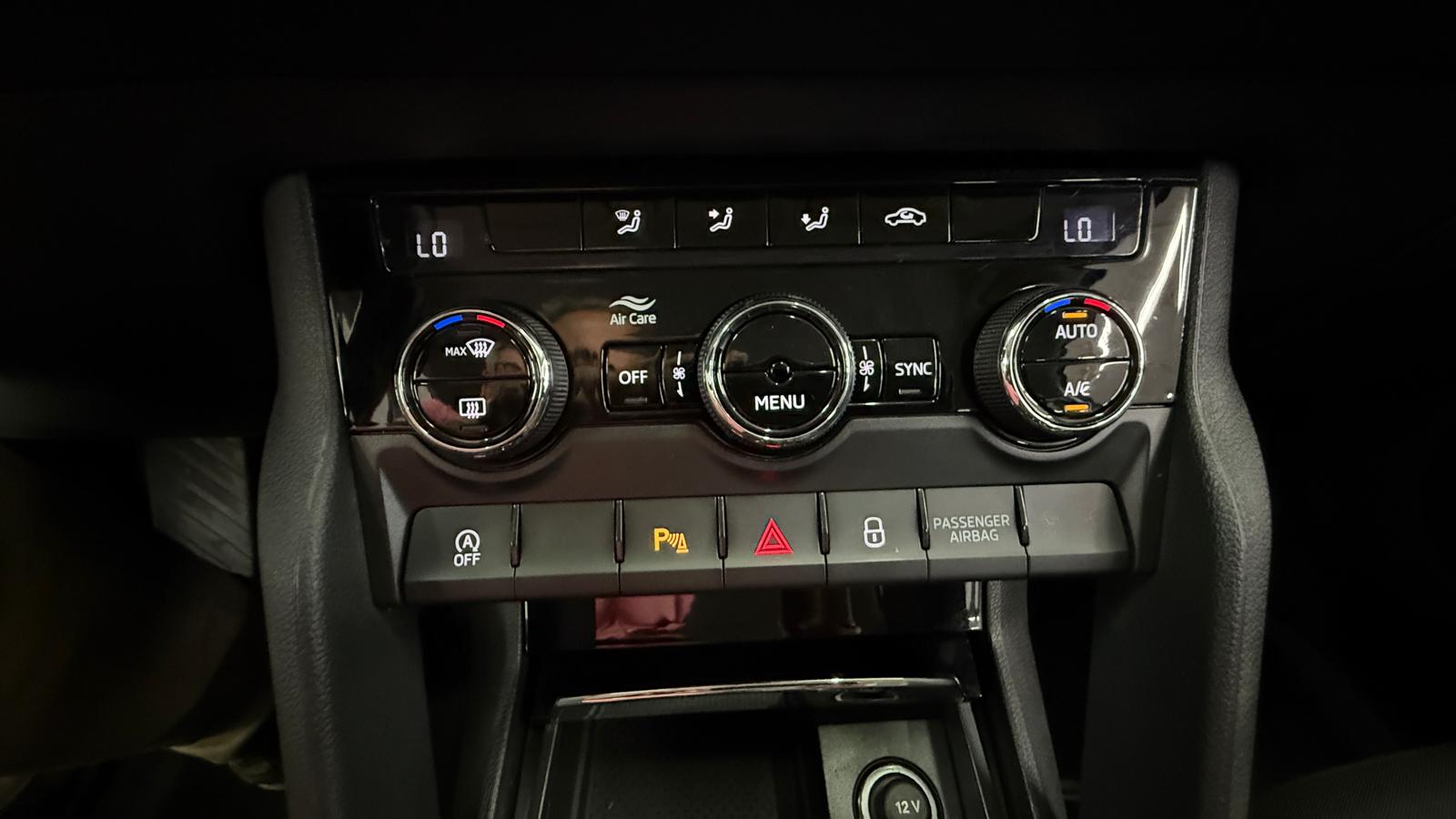 SKODA Karoq 2.0 TDI 150CV DSG 4X4 Ambition