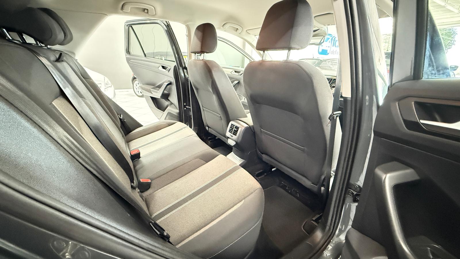 VOLKSWAGEN TRoc Advance 2.0 TDI 115CV