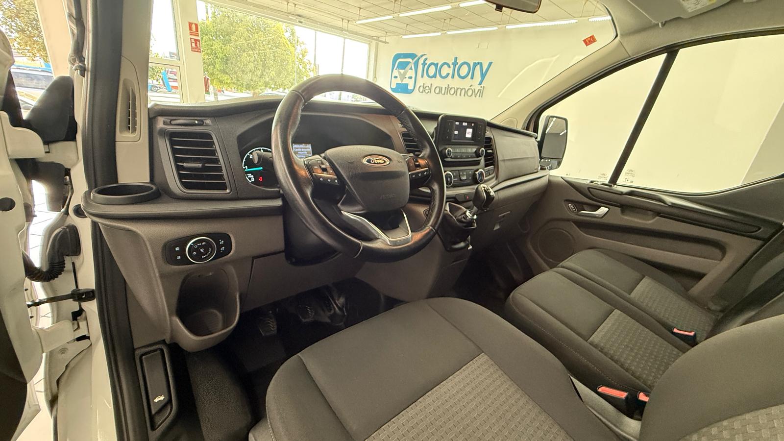 FORD Transit Custom Kombi 2.0 TDCI 320 L2 Trend