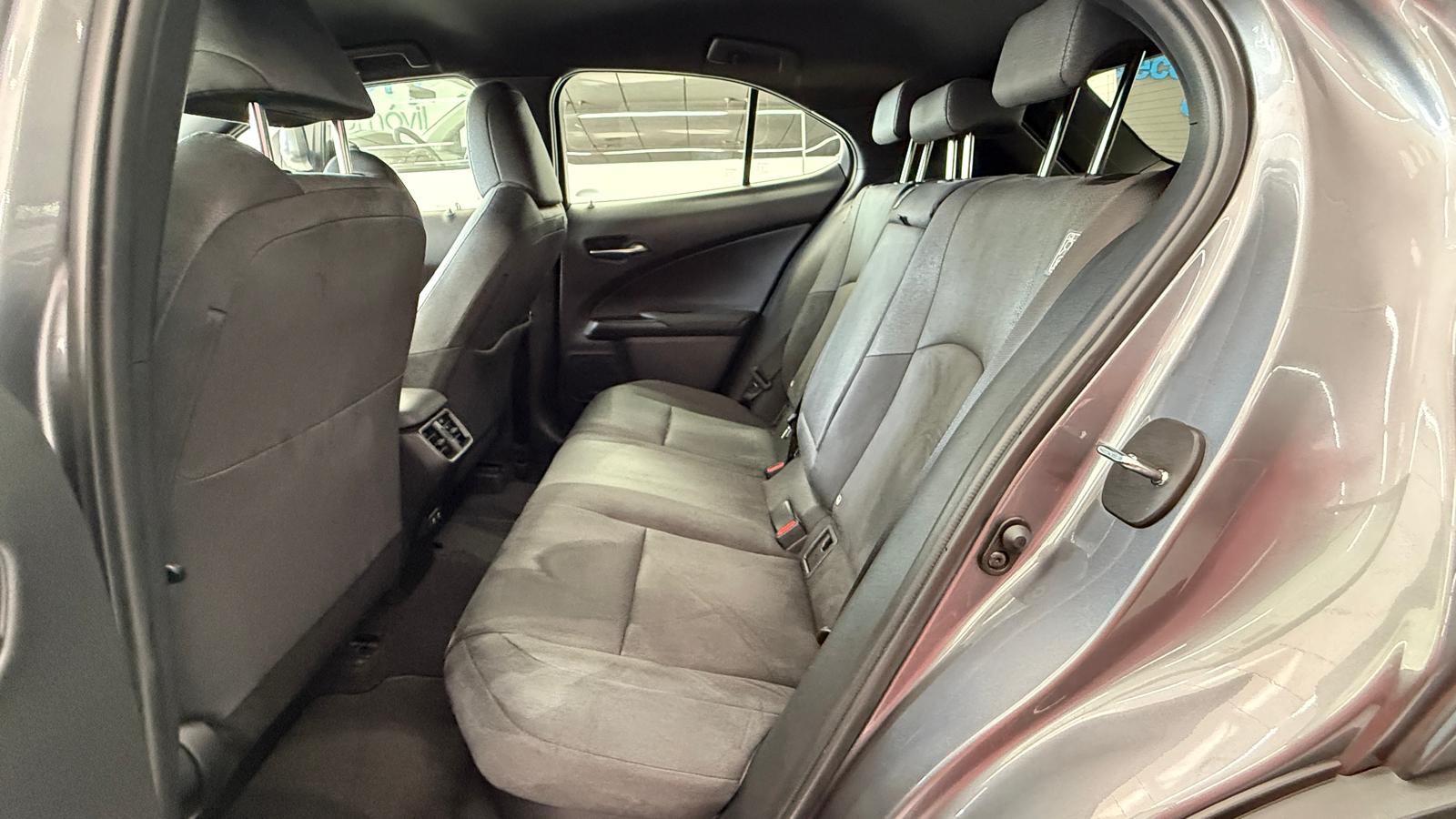 LEXUS UX250H