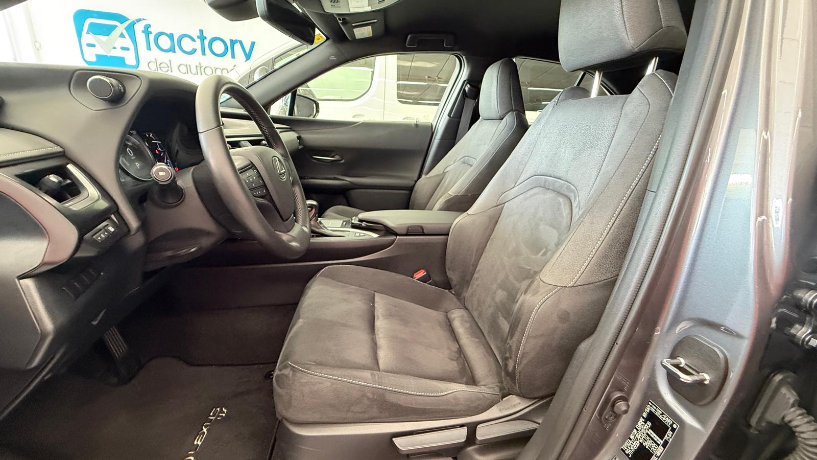 LEXUS UX250H