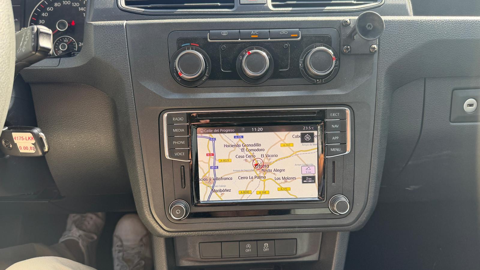 VOLKSWAGEN Caddy Trendline 2.0 TDI BMT 4Motion