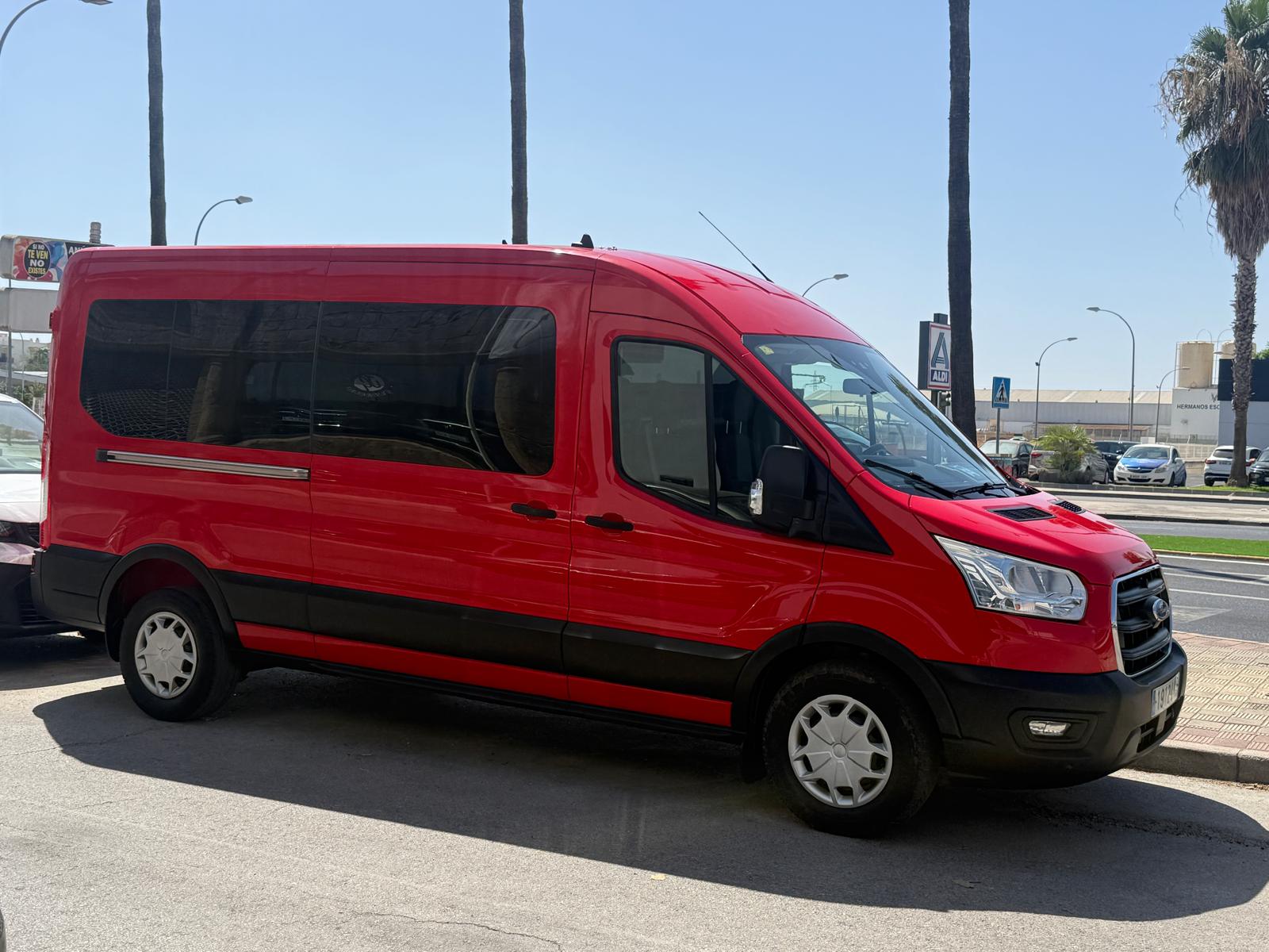 FORD TRANSIT 350 96kW L3H2 Kombi Trend Delantera