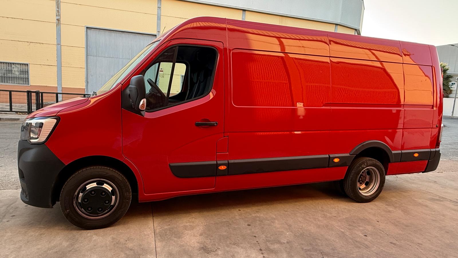 RENAULT Master Fu. P L3H2 3500 RS E B dCi 145CV