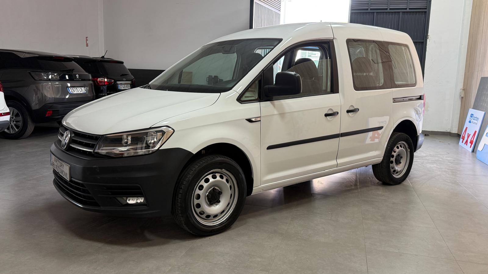 VOLKSWAGEN Caddy Trendline 2.0 TDI BMT 4Motion