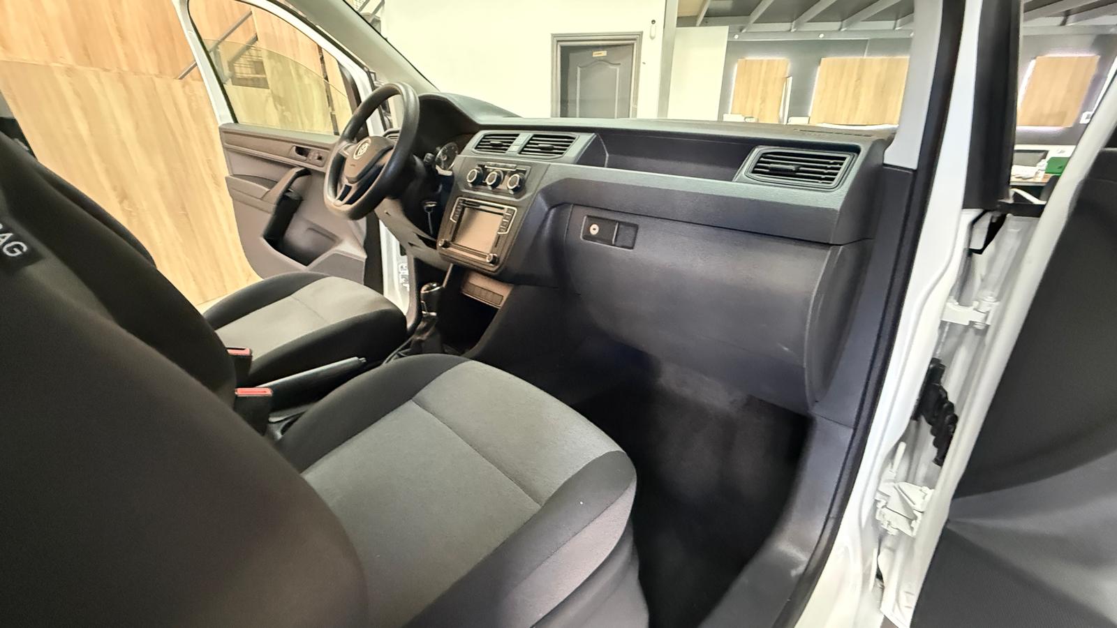 VOLKSWAGEN Caddy Trendline 2.0 TDI BMT 4Motion