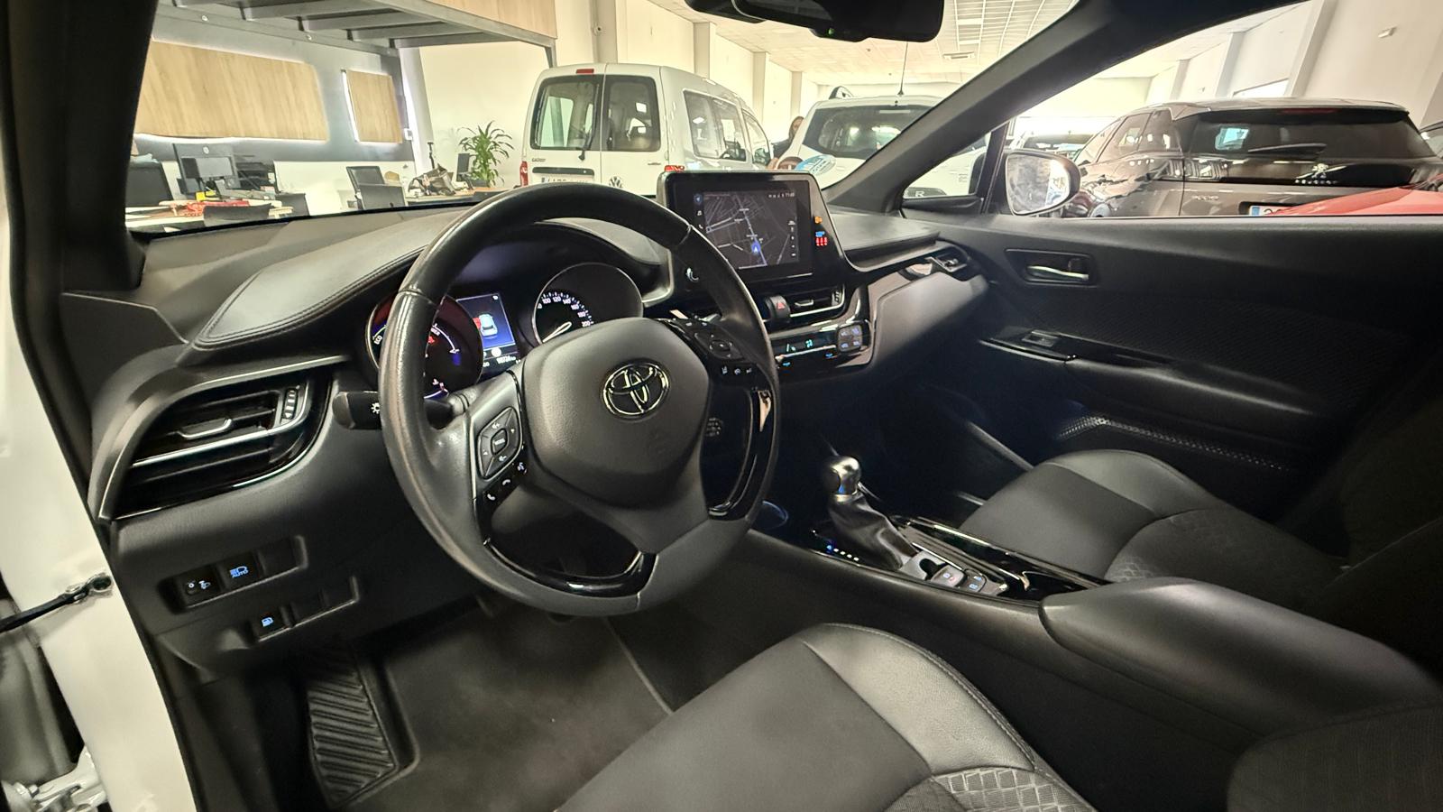 TOYOTA CHR 1.8 125H Advance