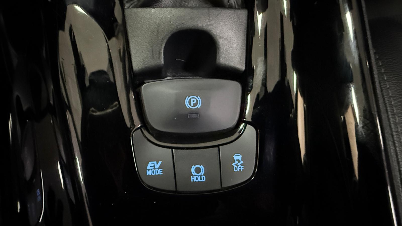 TOYOTA CHR 1.8 125H Advance